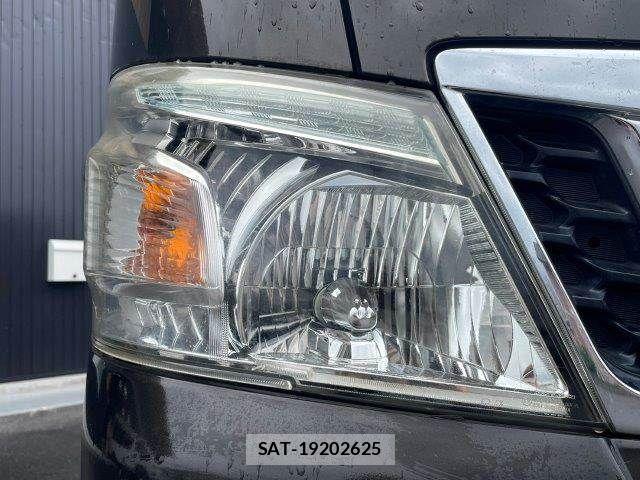 Nissan NV350 Caravan 2012-12 8744985-22