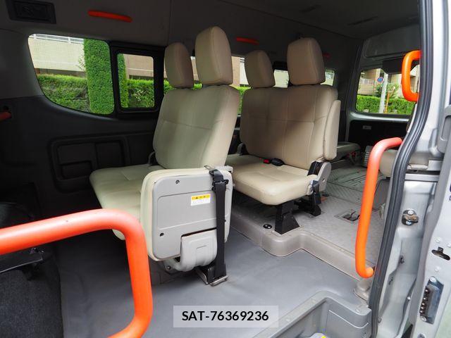 Nissan NV350 Caravan 2020-03 8744978-10
