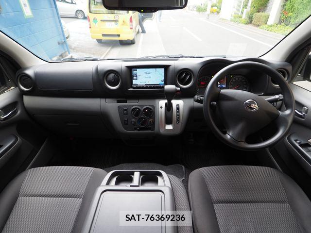 Nissan NV350 Caravan 2020-03 8744978-1