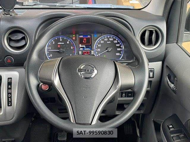 Nissan NV350 Caravan 2019-08 8744977-14