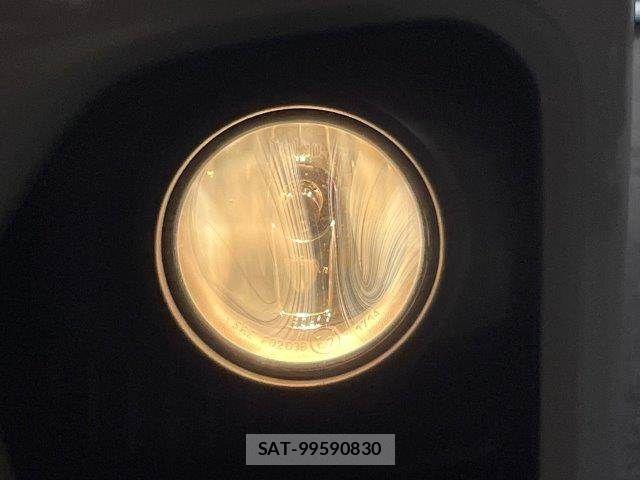 Nissan NV350 Caravan 2019-08 8744977-16