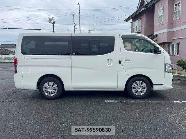 Nissan NV350 Caravan 2019-08 8744977-20