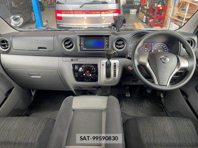 Nissan NV350 Caravan 2019-08 8744977-2