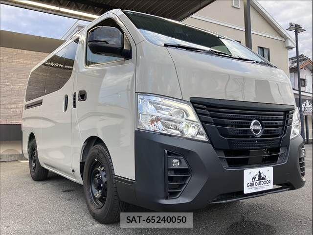 Nissan NV350 Caravan 2024-09 8744973-10