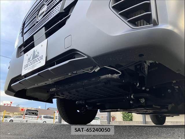 Nissan NV350 Caravan 2024-09 8744973-25
