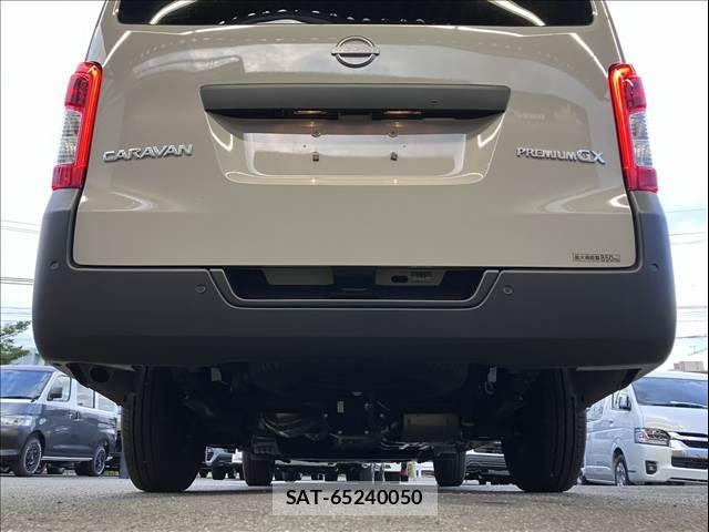 Nissan NV350 Caravan 2024-09 8744973-28