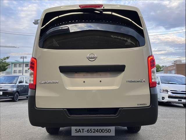 Nissan NV350 Caravan 2024-09 8744973-2