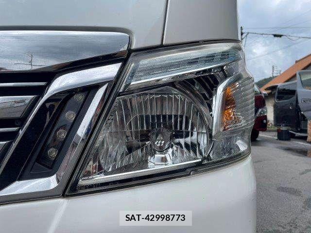 Nissan NV350 Caravan 2013-07 8744987-24