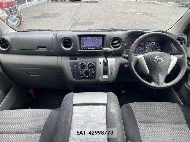 Nissan NV350 Caravan 2013-07 8744987-2