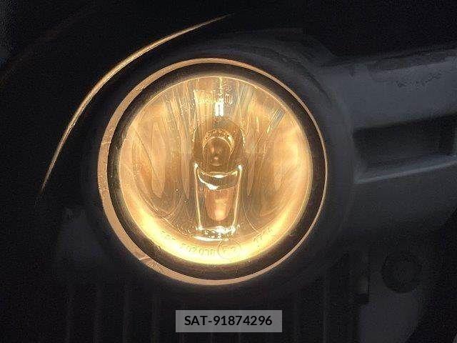 Nissan NV350 Caravan 2016-08 8744984-14
