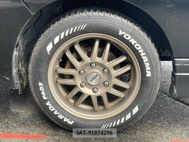 Nissan NV350 Caravan 2016-08 8744984-15