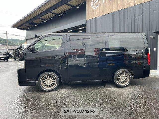 Nissan NV350 Caravan 2016-08 8744984-22