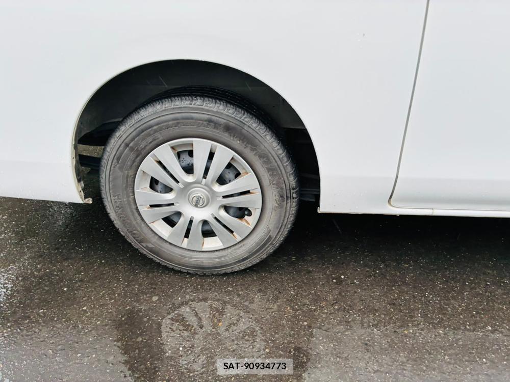 Nissan NV350 Caravan 2020-12 8711596-27