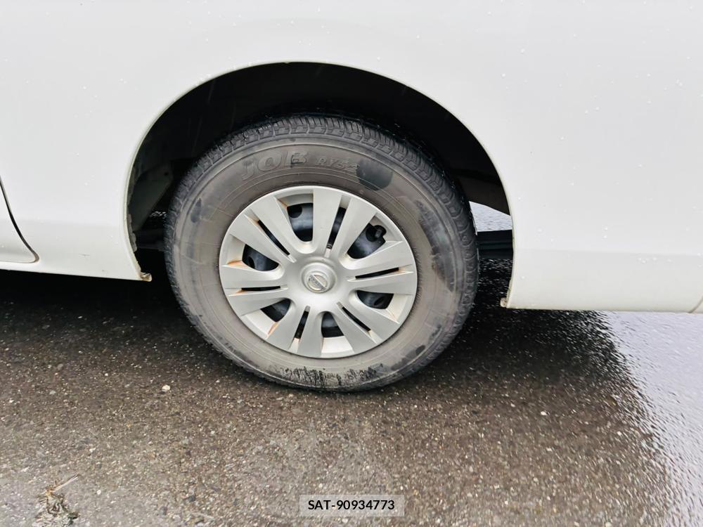 Nissan NV350 Caravan 2020-12 8711596-30