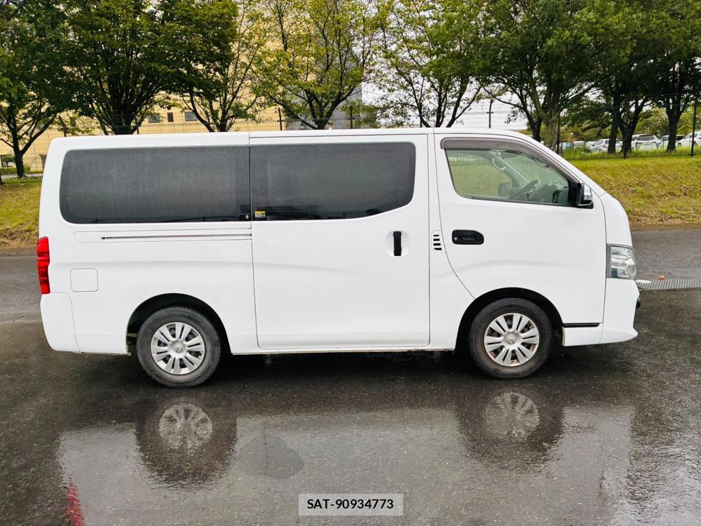 Nissan NV350 Caravan 2020-12 8711596-5