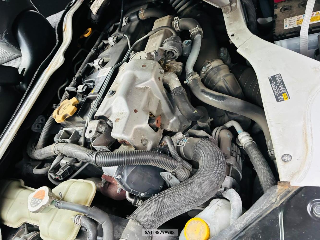 Nissan NV350 Caravan 2019-06 8697693-32