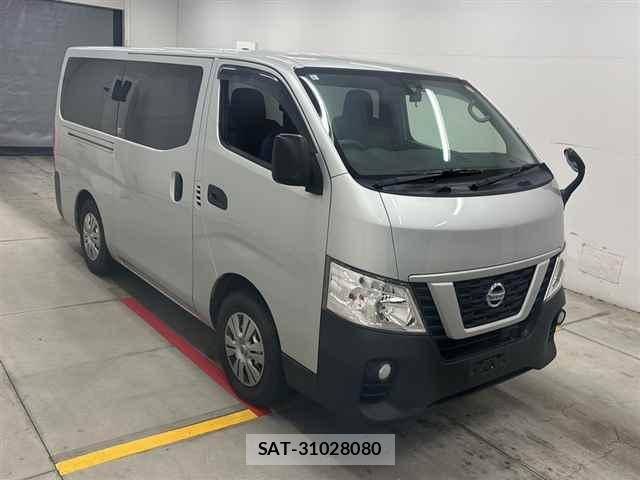 Nissan NV350 Caravan 2021-06 8782929-3