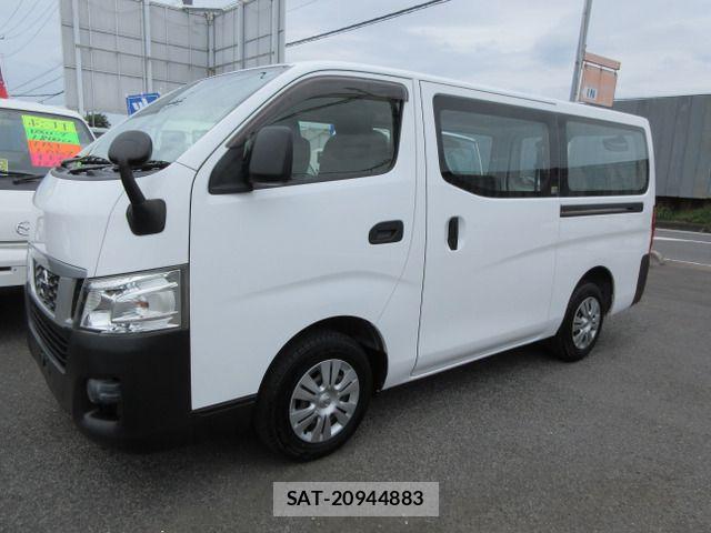 Nissan NV350 Caravan 2015-11 8781496-6