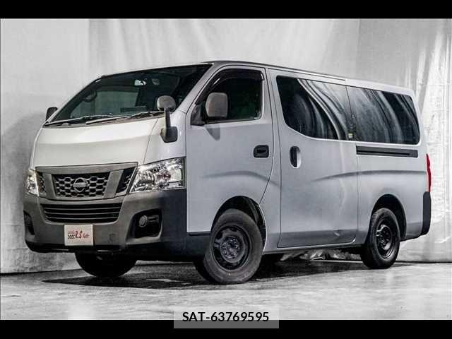 Nissan NV350 Caravan 2016-08 8781497-0