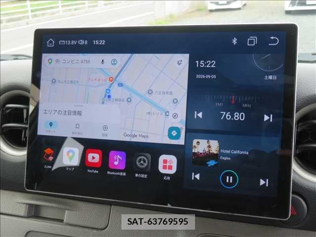 Nissan NV350 Caravan 2016-08 8781497-10