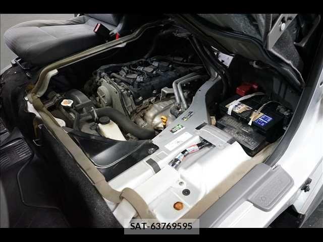 Nissan NV350 Caravan 2016-08 8781497-19
