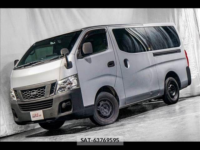 Nissan NV350 Caravan 2016-08 8781497-2