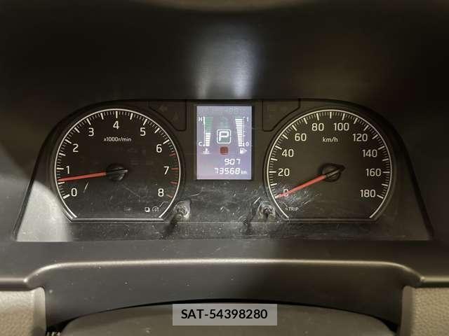 Nissan NV350 Caravan 2021-08 8797020-10