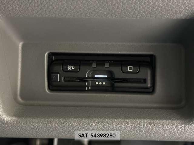 Nissan NV350 Caravan 2021-08 8797020-12