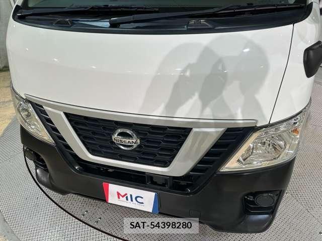 Nissan NV350 Caravan 2021-08 8797020-23