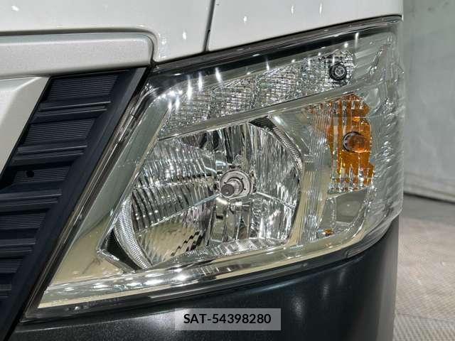Nissan NV350 Caravan 2021-08 8797020-25