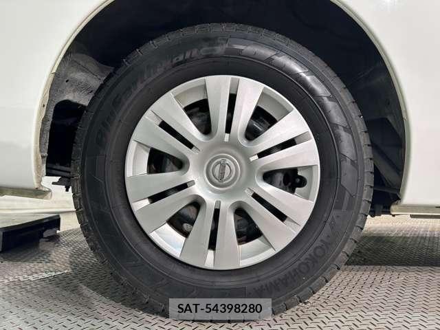 Nissan NV350 Caravan 2021-08 8797020-28