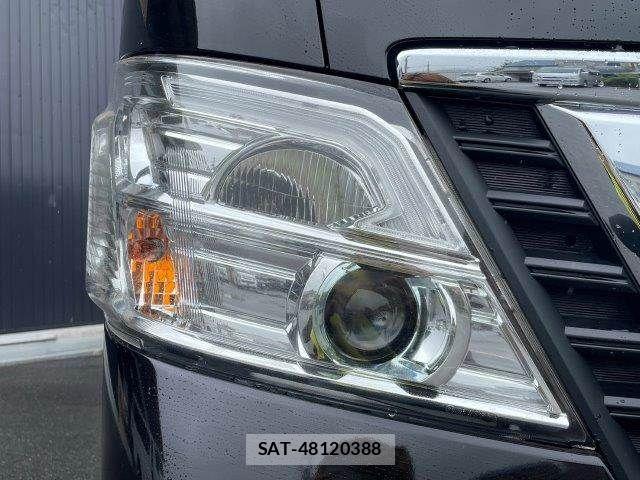 Nissan NV350 Caravan 2021-06 8830928-28