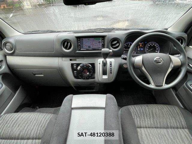Nissan NV350 Caravan 2021-06 8830928-2