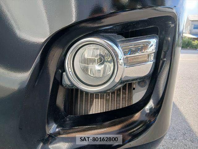 Nissan NV350 Caravan 2016-07 8830930-26