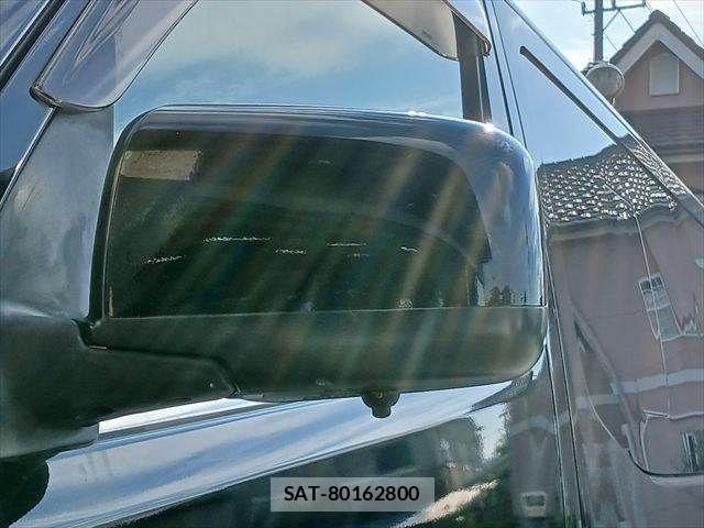 Nissan NV350 Caravan 2016-07 8830930-27