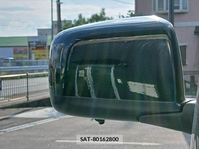 Nissan NV350 Caravan 2016-07 8830930-28