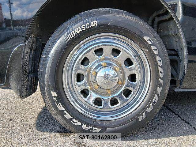 Nissan NV350 Caravan 2016-07 8830930-29