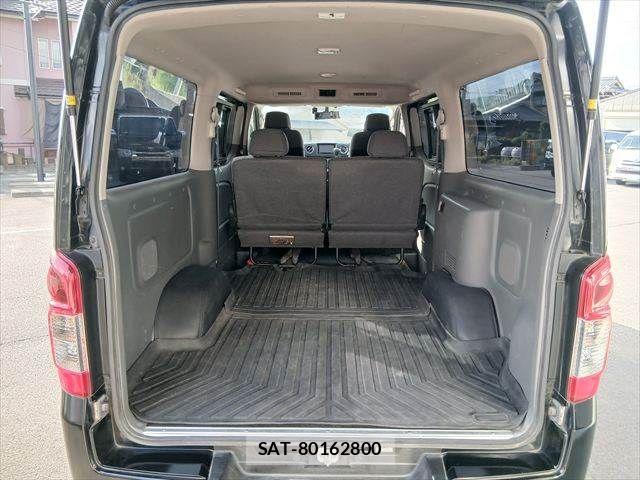 Nissan NV350 Caravan 2016-07 8830930-8