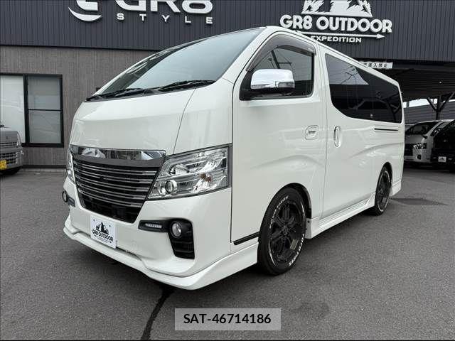 Nissan NV350 Caravan 2017-10 8830927-11
