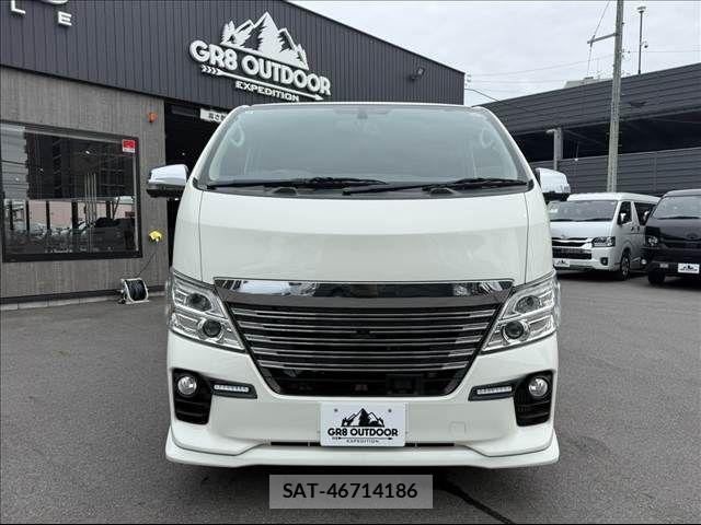 Nissan NV350 Caravan 2017-10 8830927-1