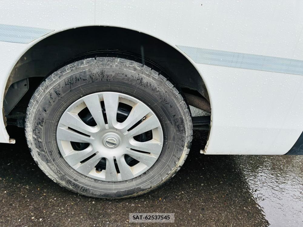 Nissan NV350 Caravan 2020-06 7534194-28