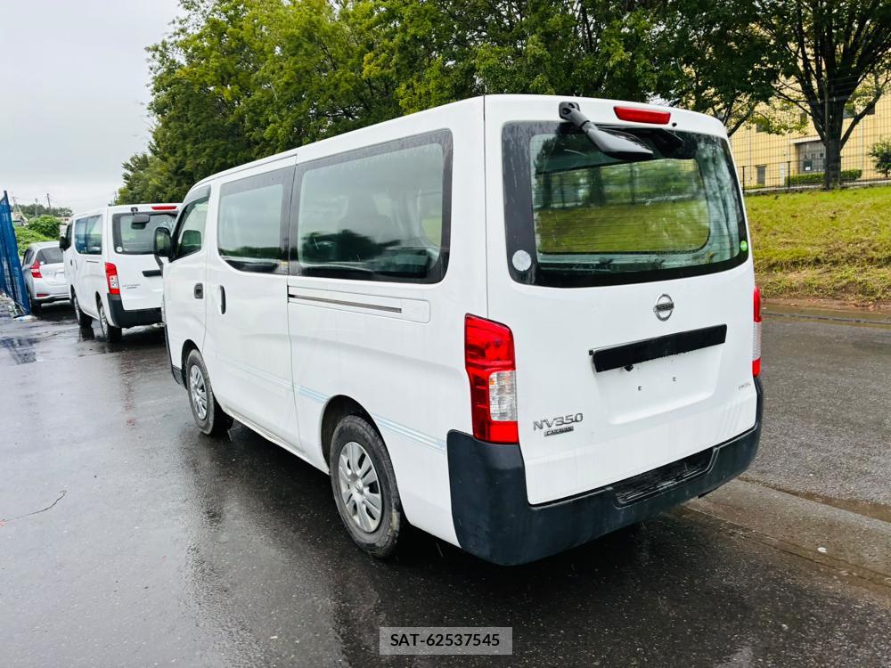 Nissan NV350 Caravan 2020-06 7534194-2