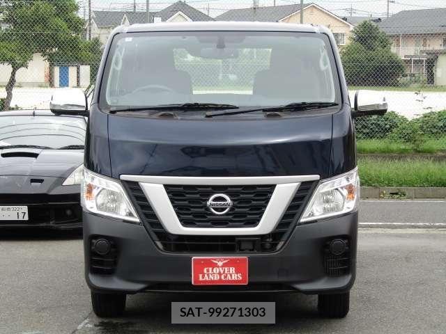 Nissan NV350 Caravan 2021-02 8830929-16