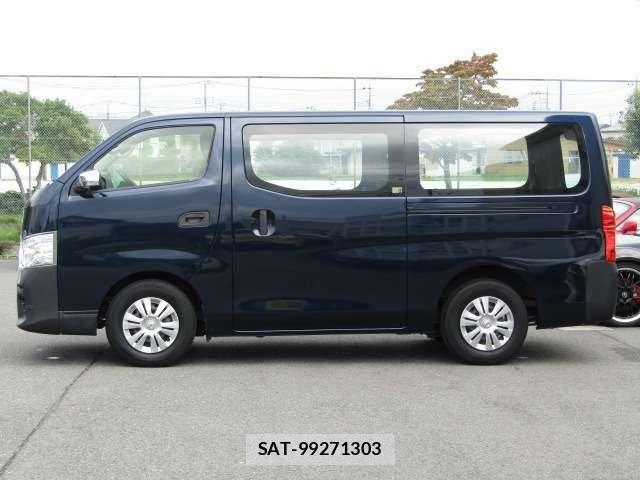 Nissan NV350 Caravan 2021-02 8830929-18