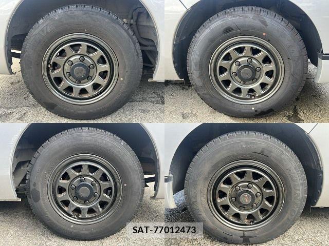 Nissan NV350 Caravan 2014-08 8850268-22