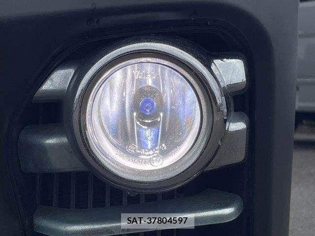 Nissan NV350 Caravan 2019-07 8850265-19