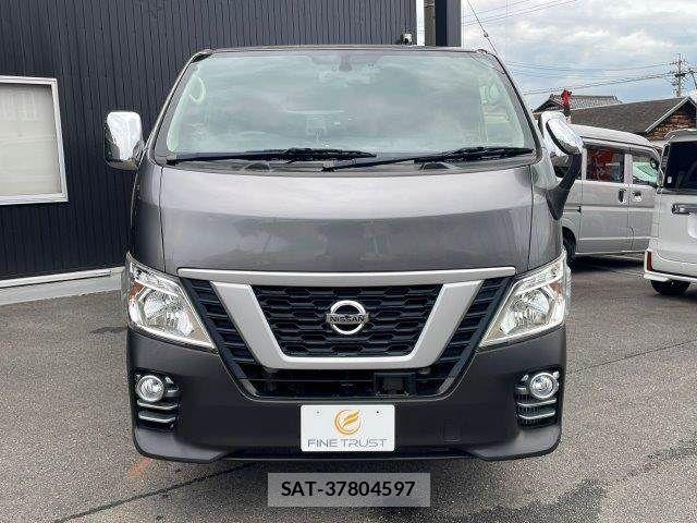 Nissan NV350 Caravan 2019-07 8850265-21