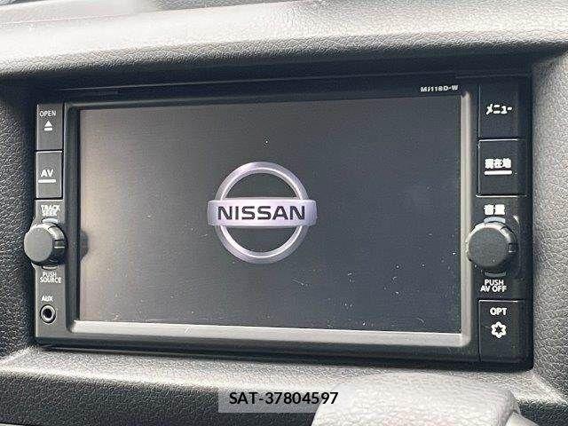 Nissan NV350 Caravan 2019-07 8850265-3