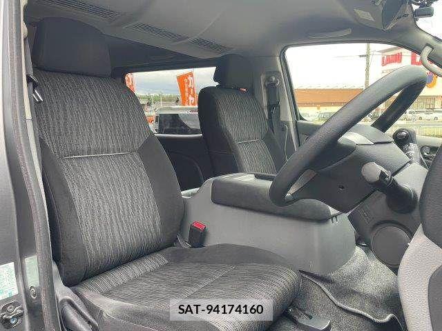 Nissan NV350 Caravan 2020-09 8850264-12