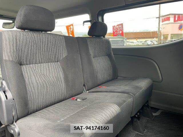 Nissan NV350 Caravan 2020-09 8850264-13